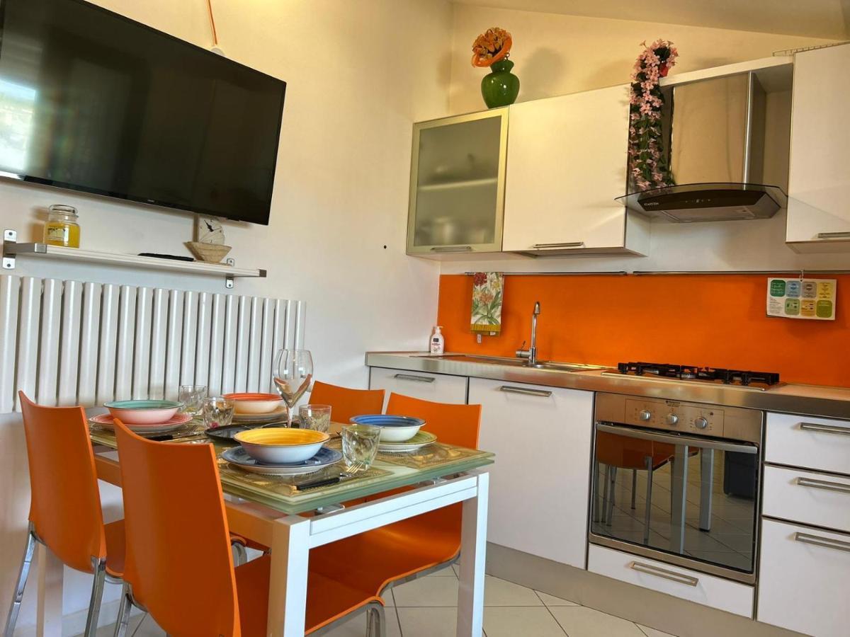 Nel Blu Dipinto Di Blu Apartment Porto Recanati Bagian luar foto
