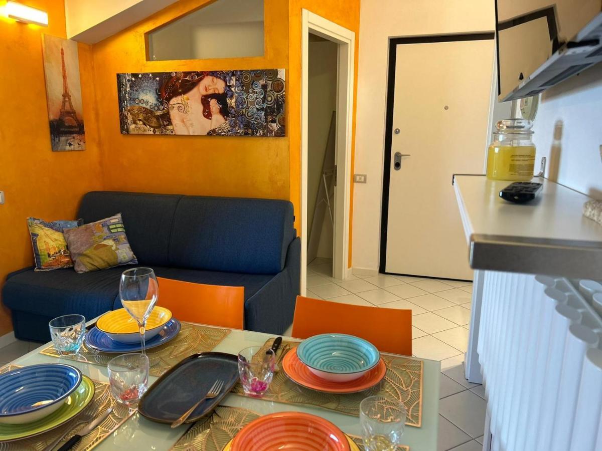 Nel Blu Dipinto Di Blu Apartment Porto Recanati Bagian luar foto