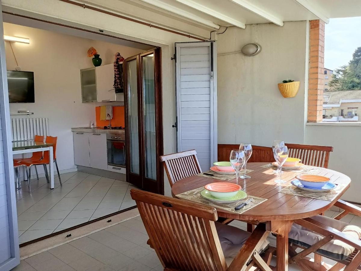 Nel Blu Dipinto Di Blu Apartment Porto Recanati Bagian luar foto