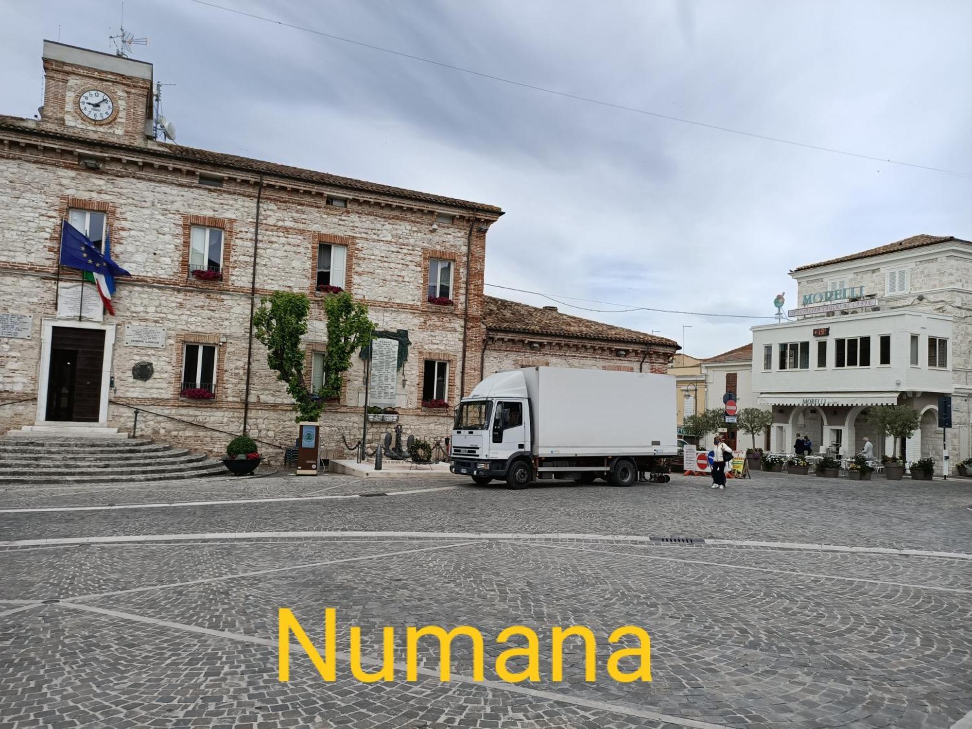 Nel Blu Dipinto Di Blu Apartment Porto Recanati Ruang foto